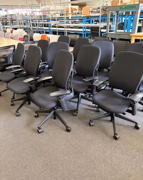 Lab Benches — warehouse photo 4 at BT Express San Jose